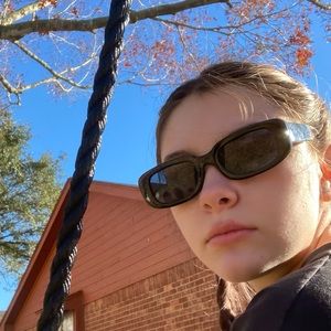 Meet your Posher, Sydney